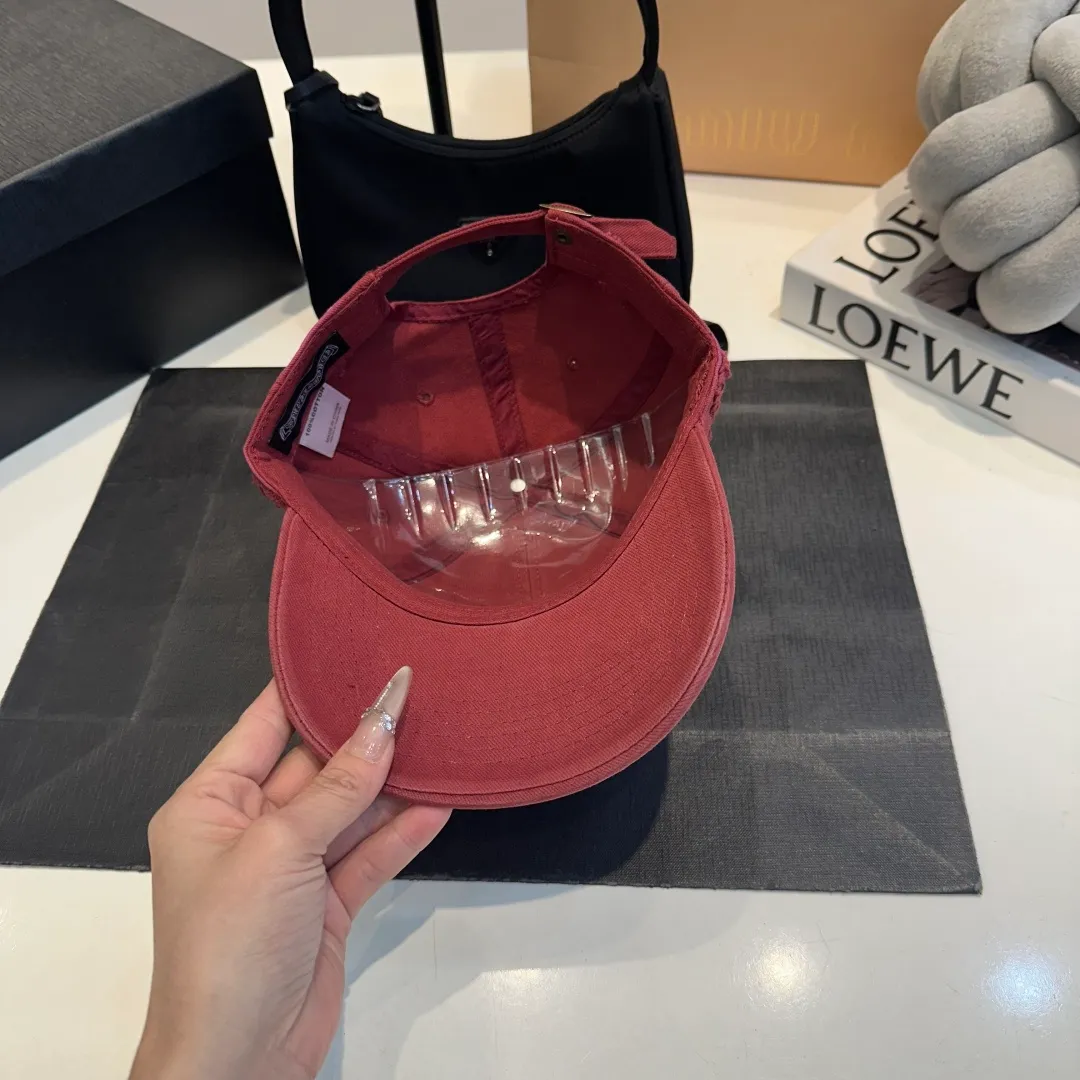 P56 Crow Heart Baseball Cap, holed retro peaked cap, head circumference 57.cm